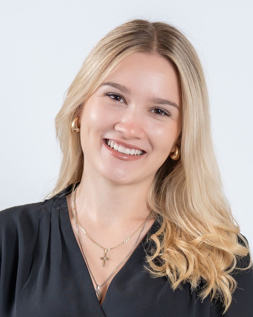 Alina Haager, Ansprechpartnerin Kapitalanlagen